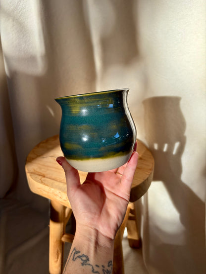 Vase vert olive